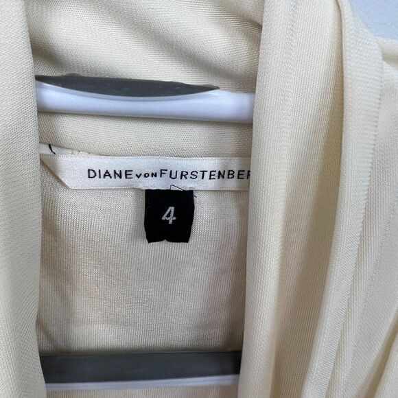 Nwot Diane von Furstenberg, Size 4, Cream sleeveless top, - Picture 4 of 5